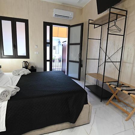 Le Camere Luxury Rooms Siracusa Syracuse Bagian luar foto